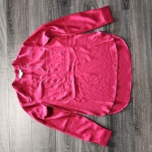 🦩 Nine West v neck Blouse 🦩